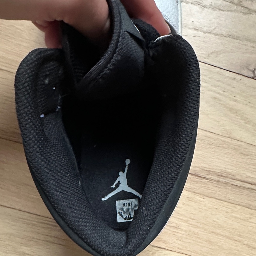 Nike Air Jordan Men's Black and White High-Tops - Picture 6 of 6